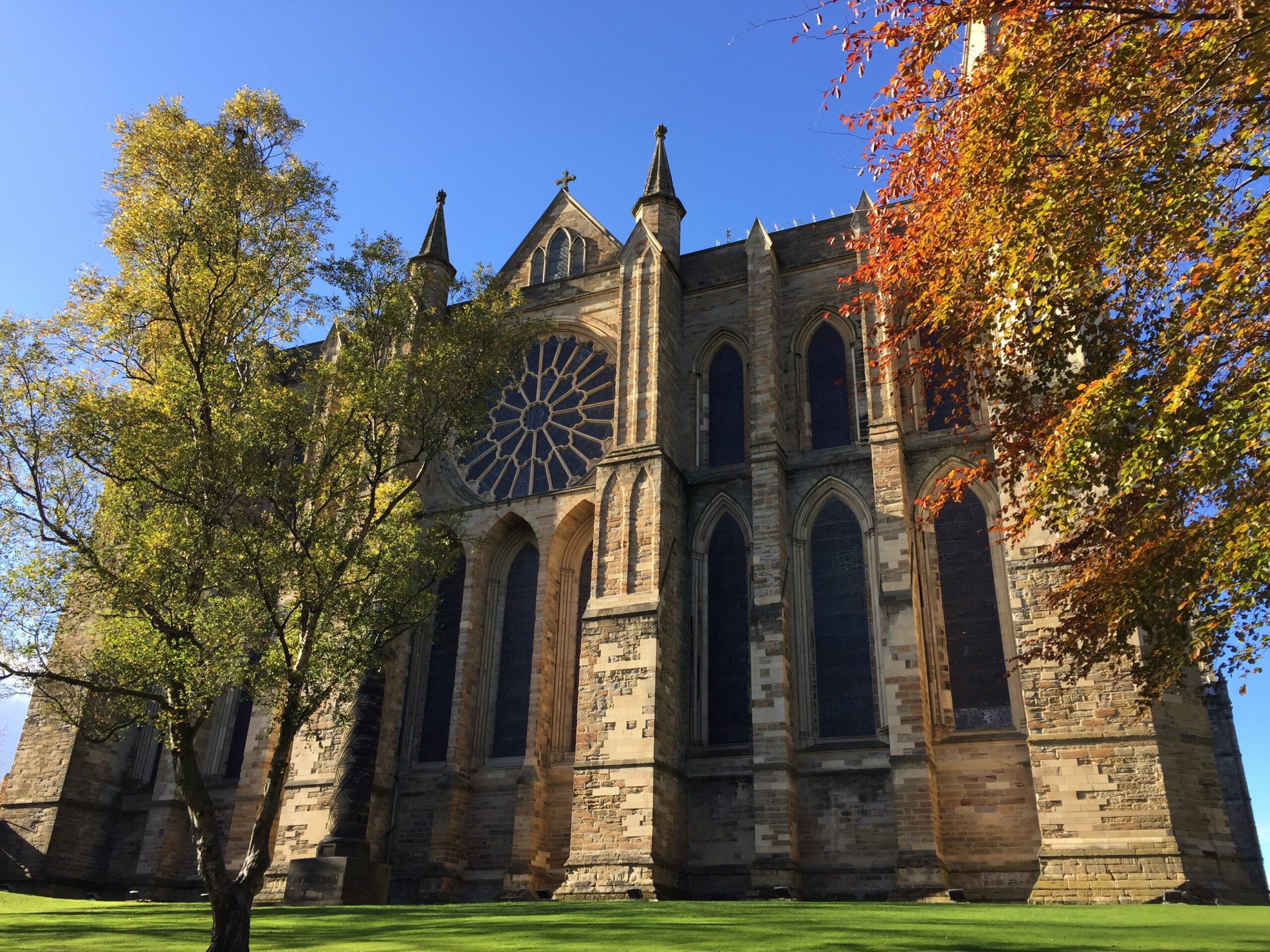 More autumn colours in Durham, back in GMT again - Durham Weather