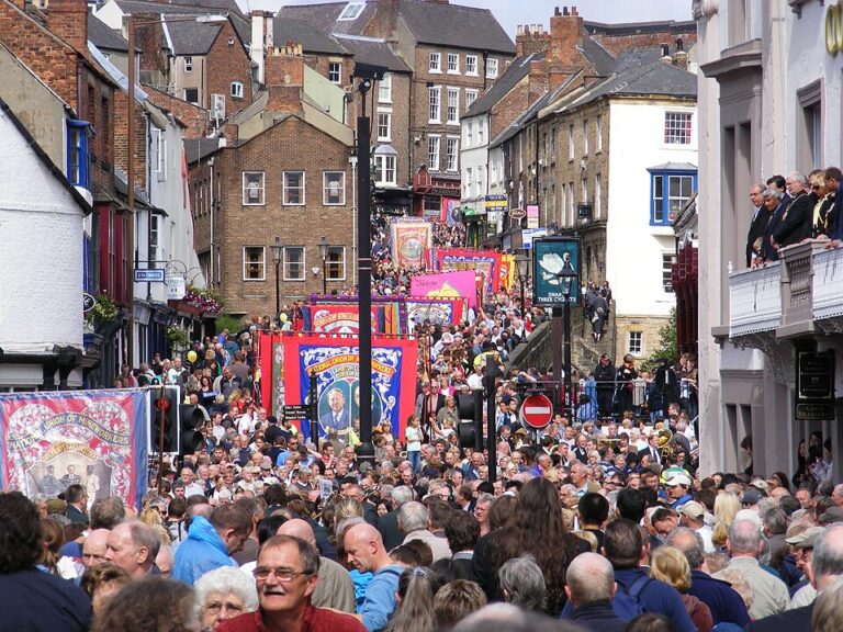 Durham Miners Gala on Elvet Bridge | Durham Weather